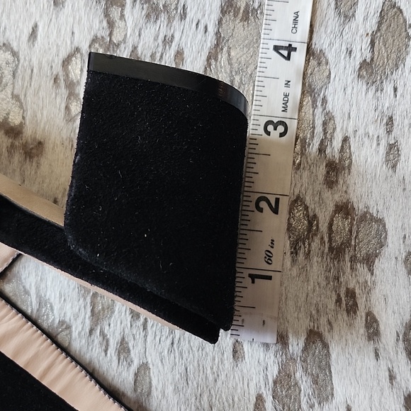 Stuart Weitzman Tisha Block Heel Suede Sandal Sz7 - Picture 8 of 8